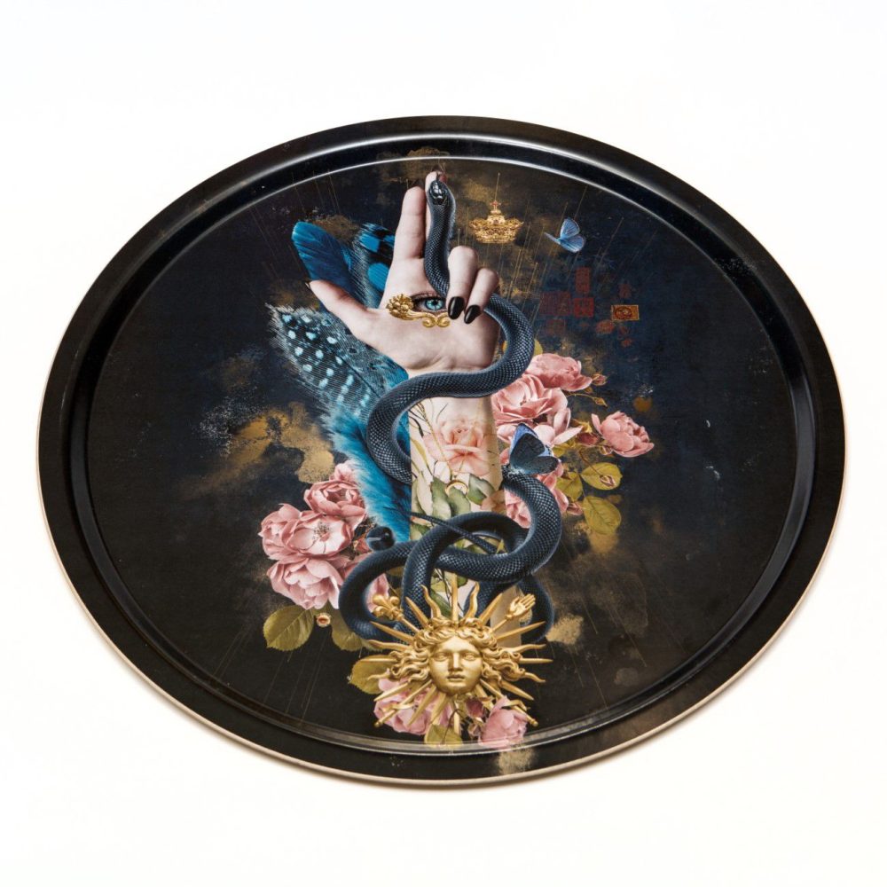 Tray Hand of Mademoiselle